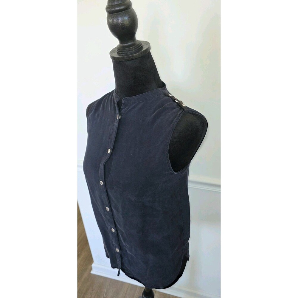Michael Kors Women's Sleeveless Blouse Navy Black Gold Snap Button 100% Silk Top